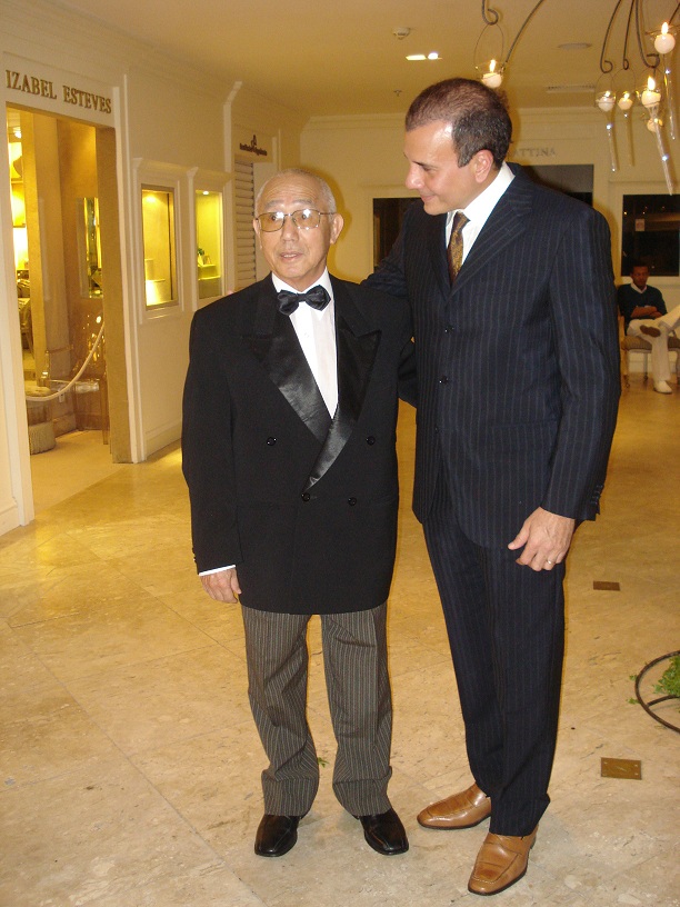 Dr. Higashi formatura Anti-Aging - Cópia.JPG